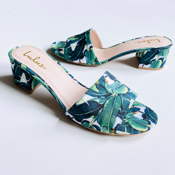 Lulus Shoes - NWOT Lulu's Jax Tropical Palm Leaf Mule Sandals